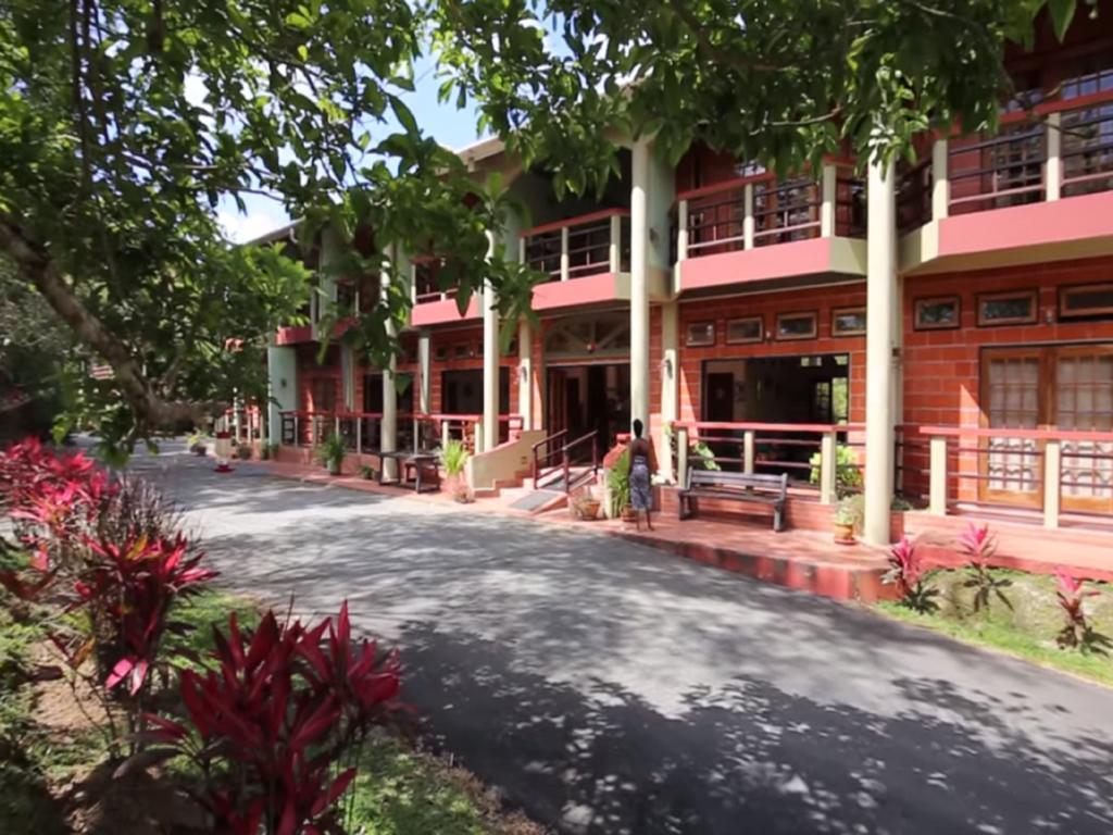 Вилла Cuffie River Nature Retreat Port of Spain Экстерьер фото